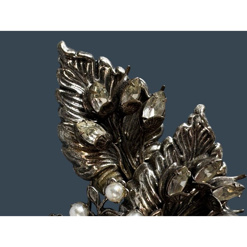 Miriam Haskell Leaf Spray Baroque Pearl Clear Rhinestone Brooch 3" x 2 1/4" - Picture 5 of 7